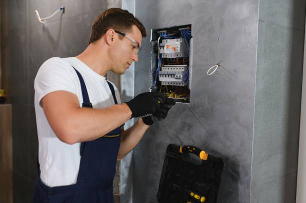 Best Commercial Electrician Services  in Womelsdorf, PA